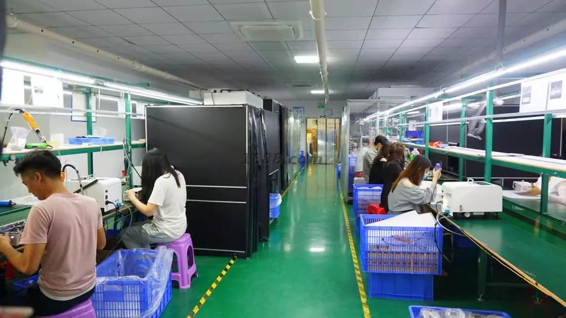 Production environment at the Shenzhen factory.